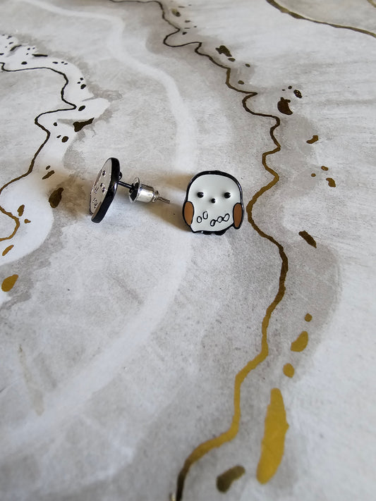 Hedwig Stud Earrings
