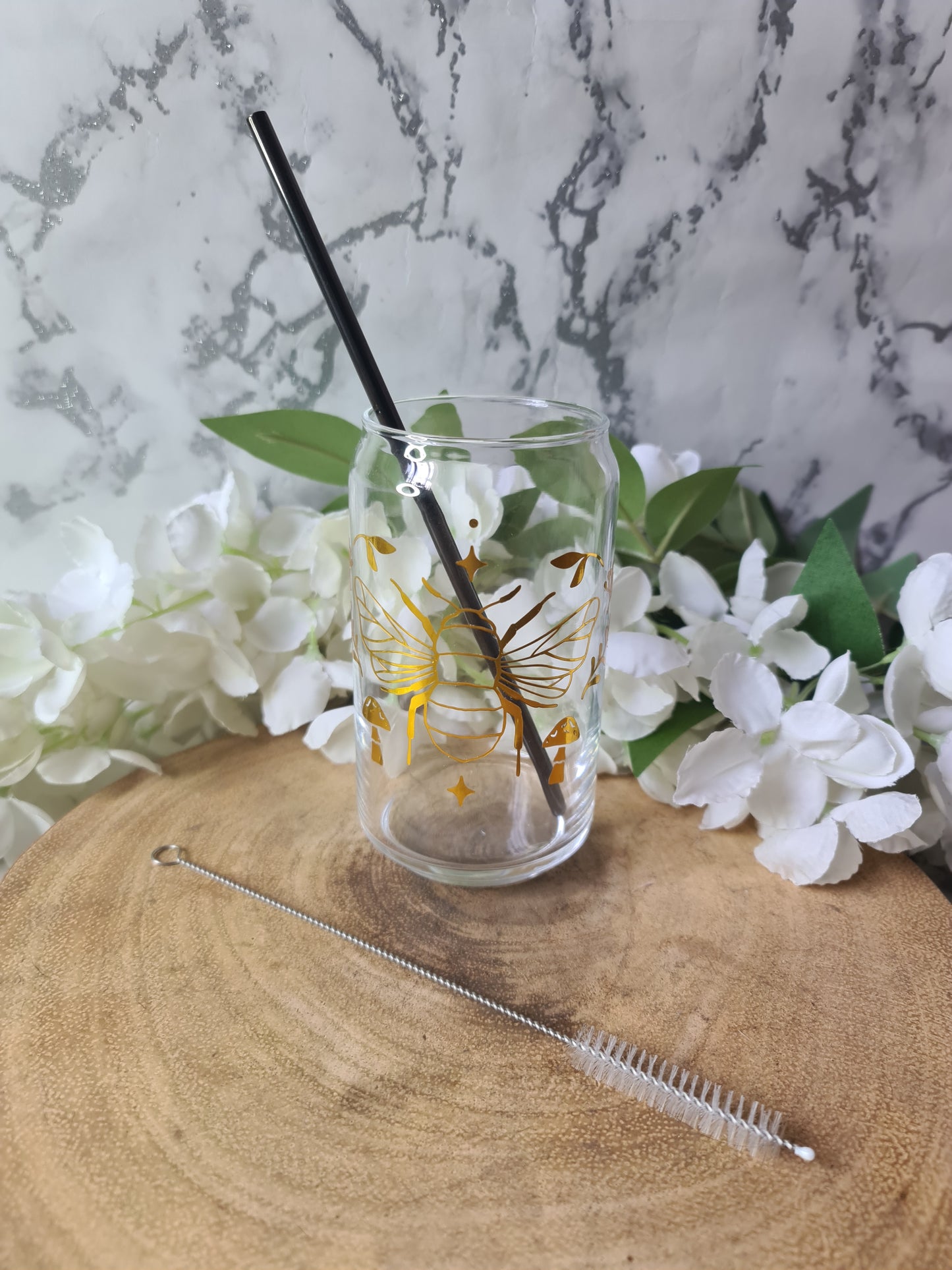 Bee Glass Including metal straw