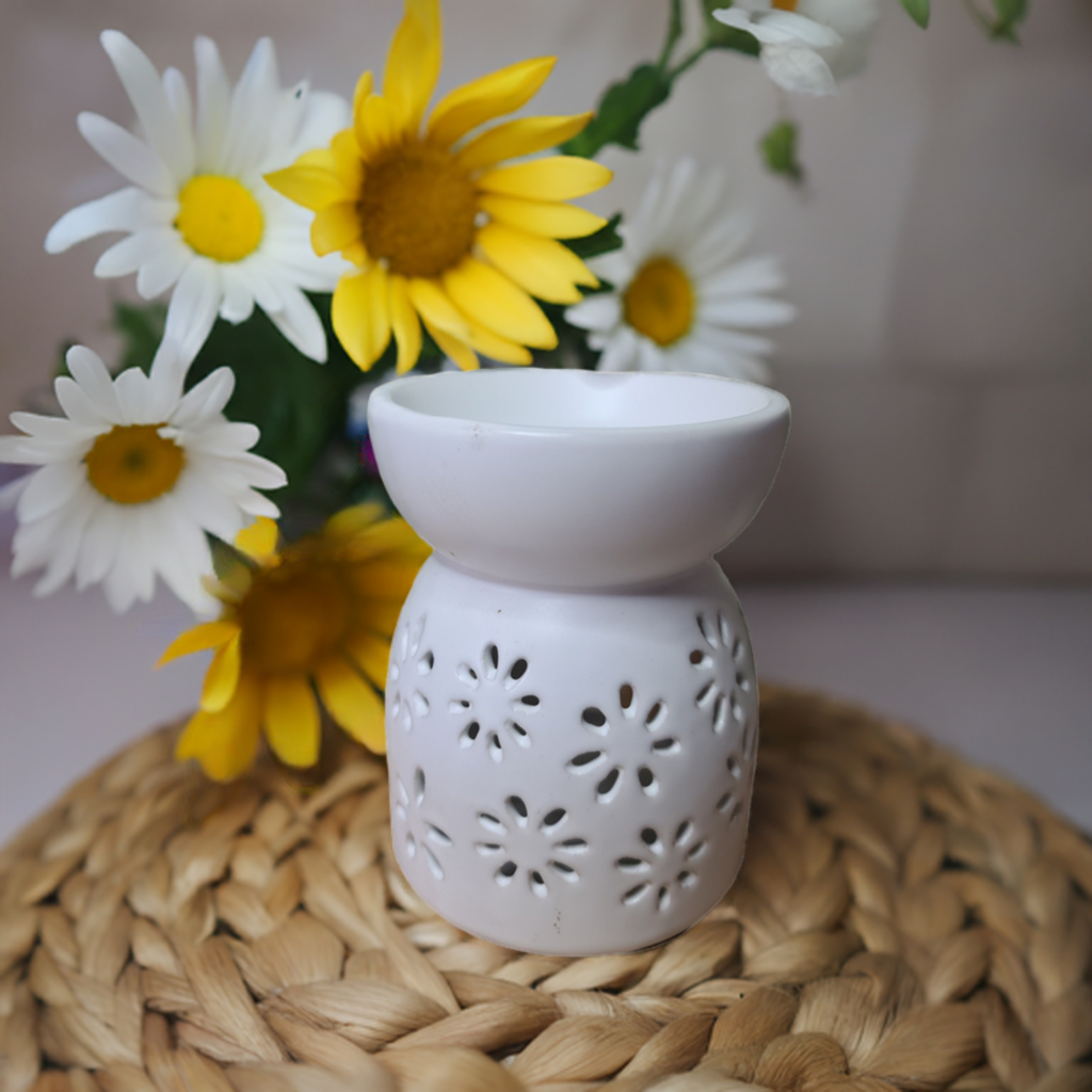 Eden Daisy Cut Out Ceramic Oil & Wax Burner