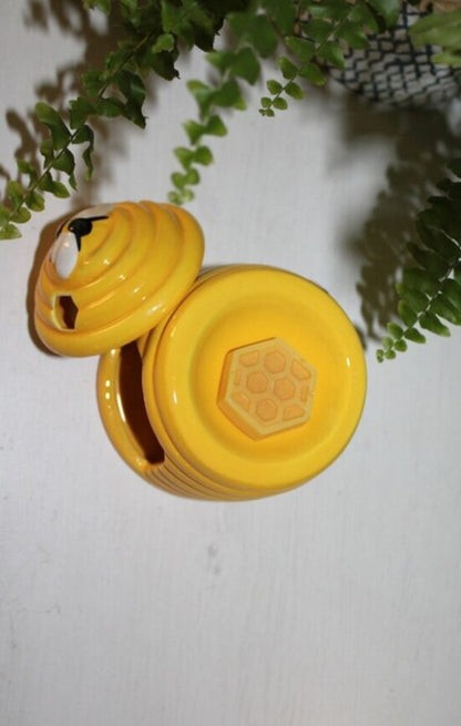 Bee Gift Box, Wax Melt Gift Box, Bee Burner and Mug Gift Set, Beehive Mug,Beehive Oil Burner